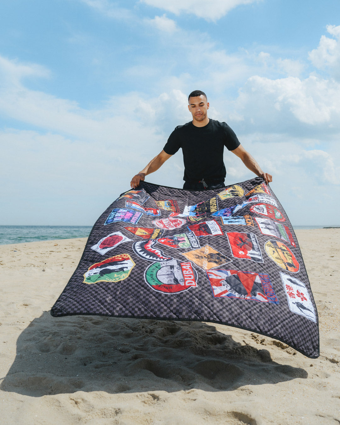 SPRAYGROUND® TOTE GLOBAL MOGUL UNLIMITED MILES PACKABLE BEACH MAT BLANKET WATER RESISTANT CONVERTIBLE TOTE