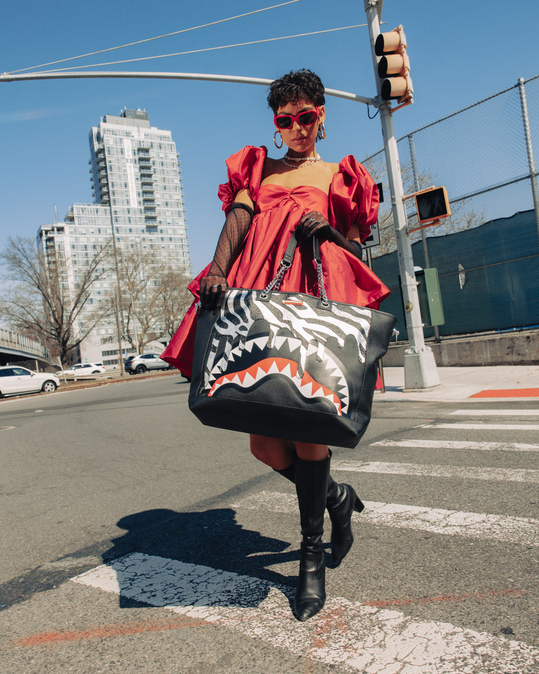 SPRAYGROUND® TOTE ZE SHARK PREDATOR TOTE