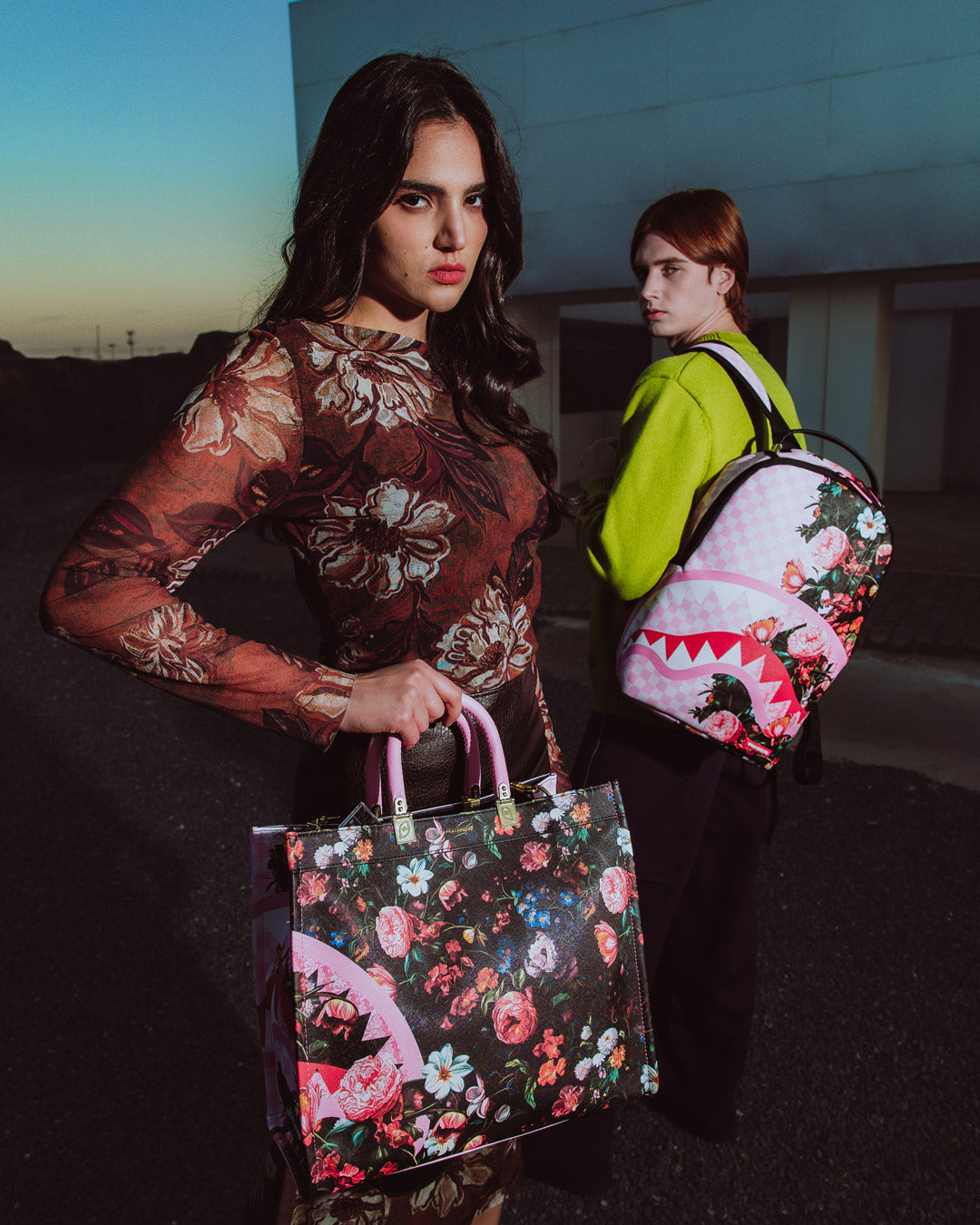 PINK FLOWERS TORTUGA TOTE