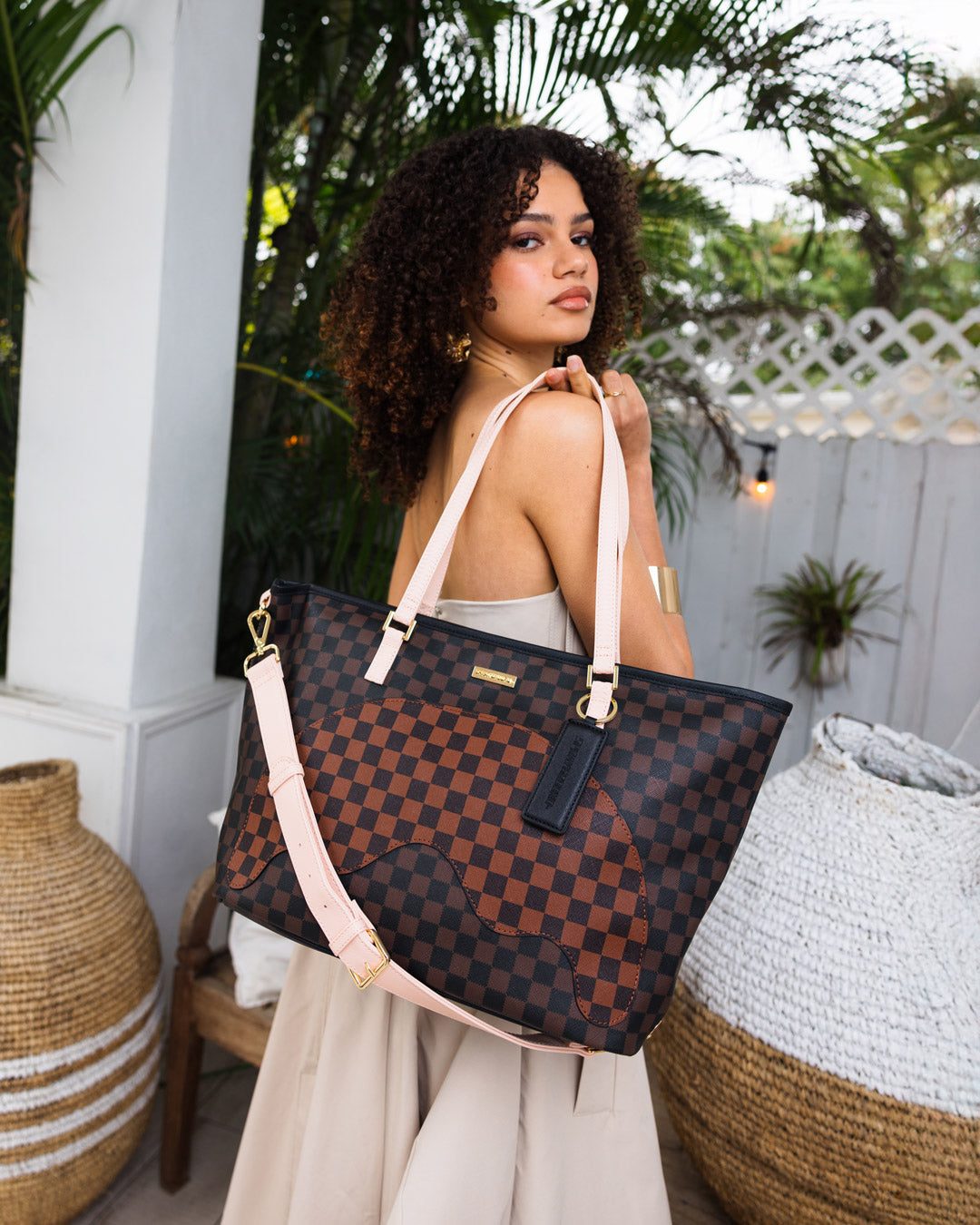 BOUJEE STRAP TOTE