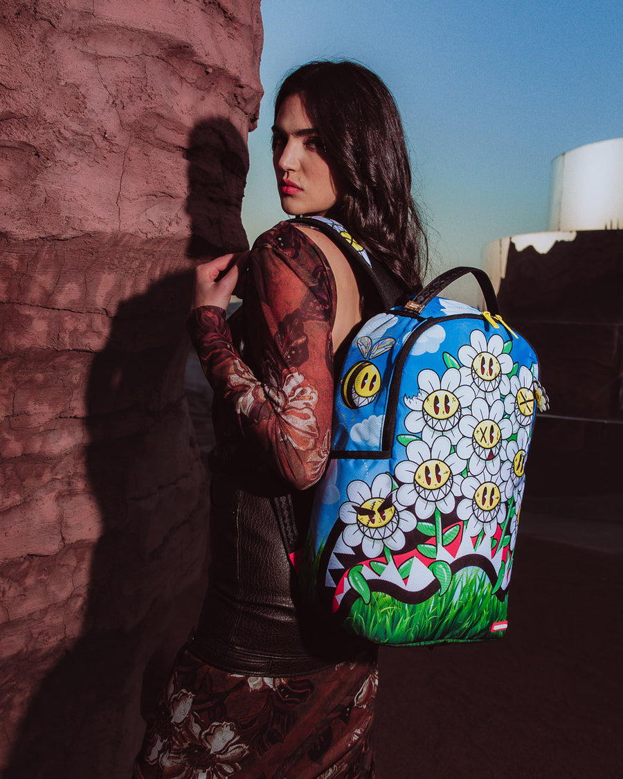 CRAZY DAISIES BACKPACK