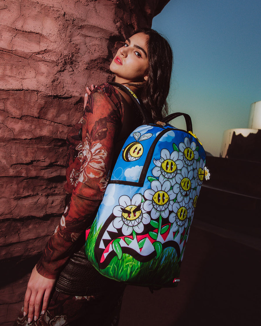 CRAZY DAISIES BACKPACK